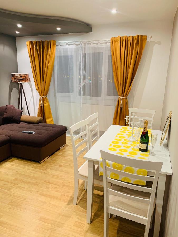 Confort View Apartment Iasi - 3 Rooms-Like Home Exterior foto